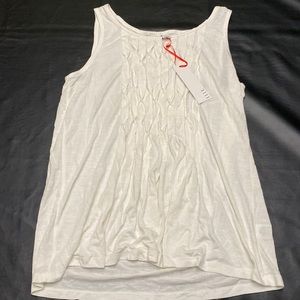 🅽🅴🆆 Elle: Womens Medium white top shirt new never worn